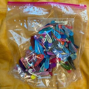 Bag of snap hair clips